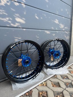 Supermoto kola Vöske Racing RCS Tubeless KTM/HUSQVARNA/GAS - 2