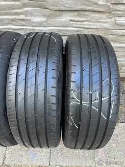 Použité letní pneu: 205/55/R17 - 4 kusy - 2