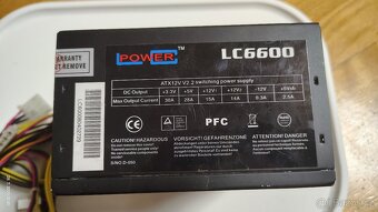 LC Power LC6600 600W - 2