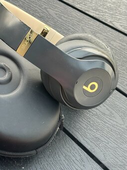 Bezdrátová sluchátka Apple Beats Studio³ A1914 černá + obal - 2