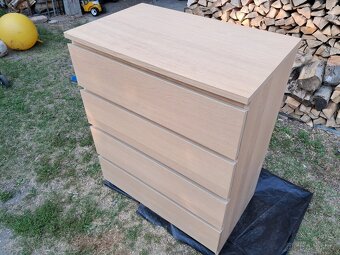 Ikea komoda Malm 4 zásuvky dubová dýha - 2