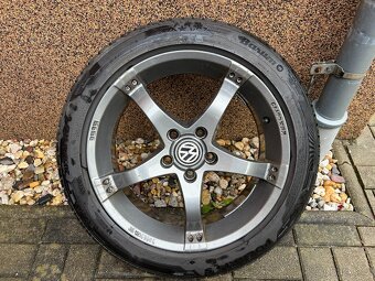 Alu 5x112 R17 7J zimní pneu Barum 205/50 - 2