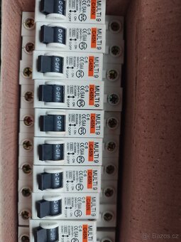 Jističe jednofázové 6A, 10A, 16A - 2