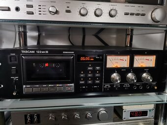 TASCAM 122 MkIII kazetový mgnetofon - 2