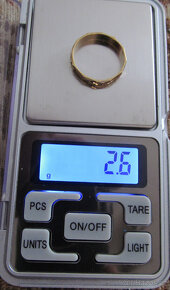 Prsten 14 karátů 2,6 g - 2