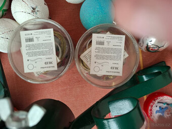 Prodám vánoční ozdoby,osvětlení,stojánek na stromek atd. - 2