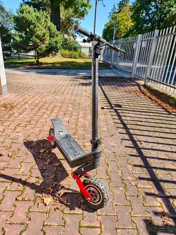 koloběžka Cory Ultra - 2