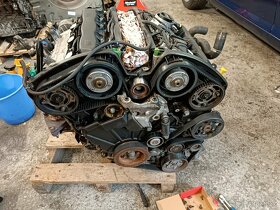 Díly motoru 3.0 V6 XFV - 2