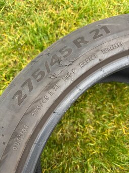 Pneu Continental 275/45/R21 - 2