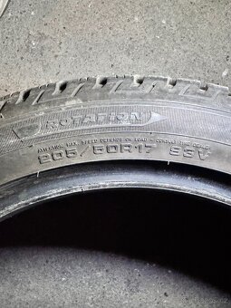 Zimní pneu 205/50 r17” - 2