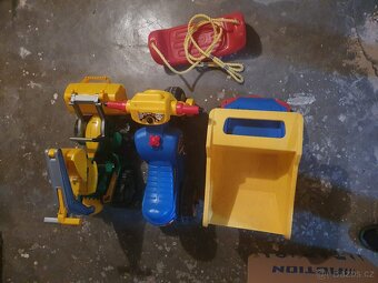 Sada dětských plastových vozítek + houpačka - 2