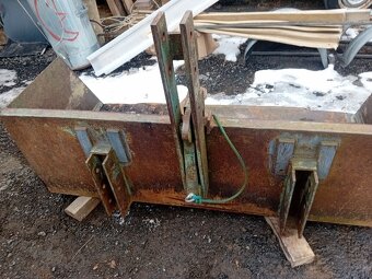 Robustní sklopná bedna do ramen - 2