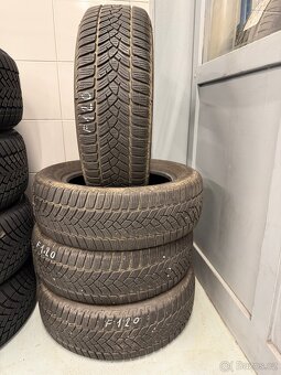 Zimní pneu 205/60/16 - 2