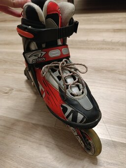 Dámské kolečkové brusle Action - 2