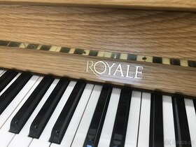 Krásné pianino ROYALE - 2
