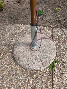 Nový slunečník včetně stojanu - 2