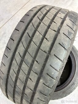 2x pneu 225/45/17 6mm DOT 0322 - 2