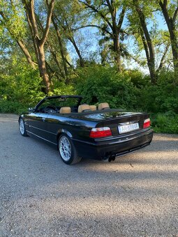 BMW E36 323i Cabrio - 2