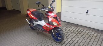 Aprilia SR 50 - 2
