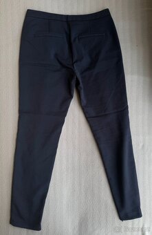 Tmavě modré zkrácené úzké kalhoty Selected Femme - 2