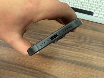 iPhone 15 Pro Black 128GB - 2