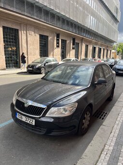 Škoda Octavia II 1.6 MPI – nepojízdná, na opravu nebo ND - 2