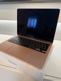 APPLE MACBOOK AIR 13” 2020 i3/256GB/8GB/ - 2