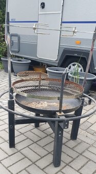 přenosné ohniště - gril s rošty a rožněm - 2
