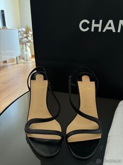 CHRISTIAN LOUBOUTIN - podpatky - - 2