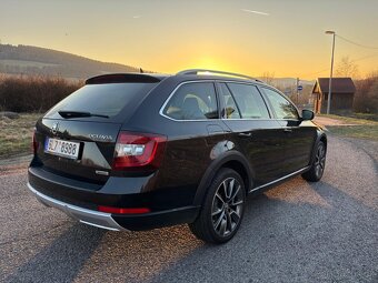 Škoda Octavia Sout 4x4 2.0TDI 110KW - 2