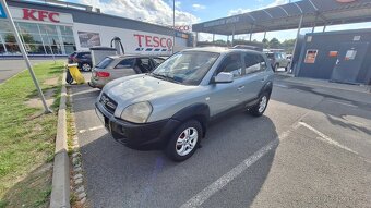Hyundai Tucson - 2