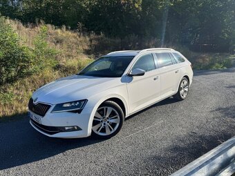Škoda Superb combi, jen 85 000km tažné - 2