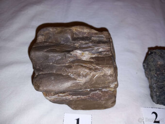 T06 Sbírka minerálů - drahokamové odrůdy minerálů - 2