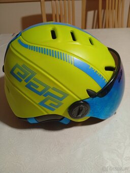 Lyžařská helma - 2