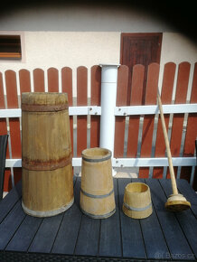 Věci z půdy retro, máselnice, lopata, škopík,necky,šlehač - 2