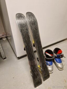 Lyže a přeskáče - 2