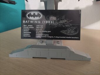 LEGO 76161 Batwing - 2