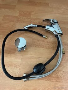 Nová dřezová baterie se sprchou - 2