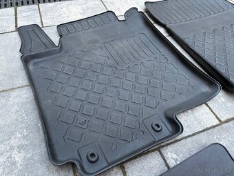 Koberečky Hyundai Bayon - 2