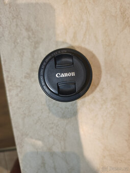 Canon EF-M 28mm f/3.5 Macro IS STM - 2