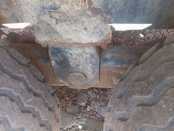 Tandemová náprava - 2