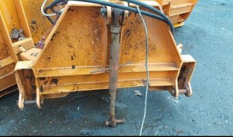 Čelní sněhová radlice - 2