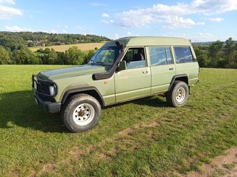 Nissan patrol wagon HR G260 - 2