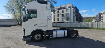 VOLVO FH 500 - TAHAČ NÁVĚSŮ - 2