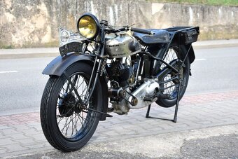 Vzácný Magnat Debon BOS 350 SV z roku 1929 - 2