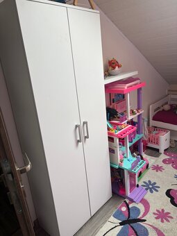 Víceúčelová šatní skříň policová - 2