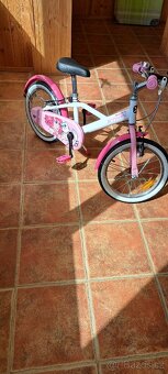 dětské dívčí růžové kolo btwin 16" - 2