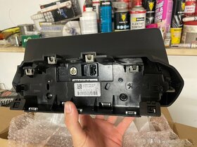 LCD display Peugeot 9824617380 - 2