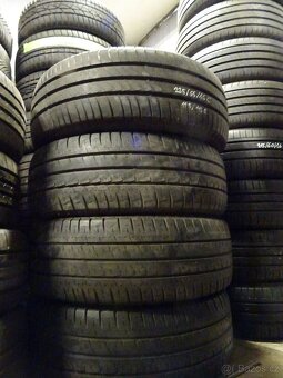Dodávkové pneu Michelin Agilis, 235/65/16 C, 4 ks, 8 a 6 mm - 2