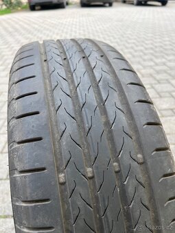 Continental 215/60 r17 - 2